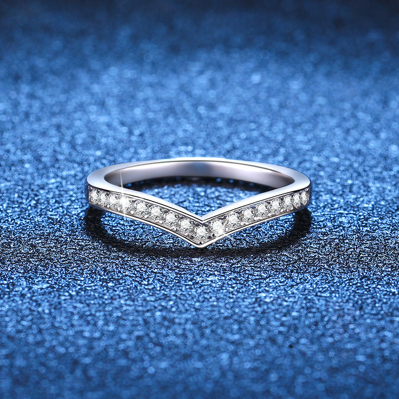 Minimalist Jewelry V-shaped S925 Sterling Silver Moissanite Ring