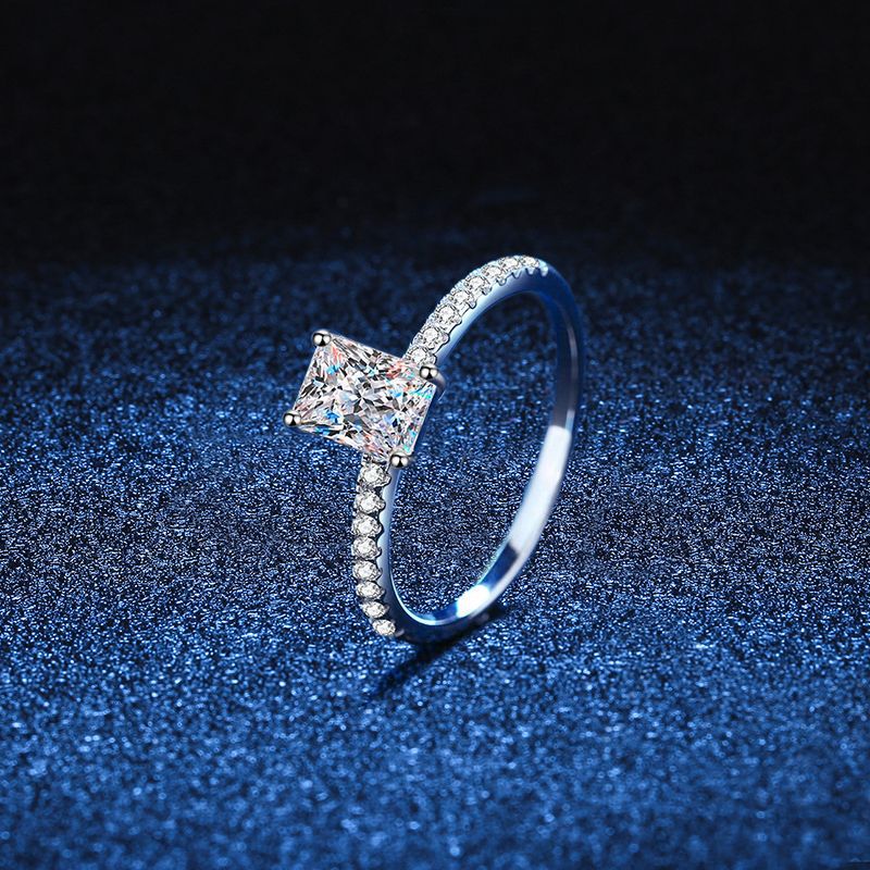 S925 Sterling Silver 1ct Moissanite Ring with Elegant Emerald Cut Radiant Style