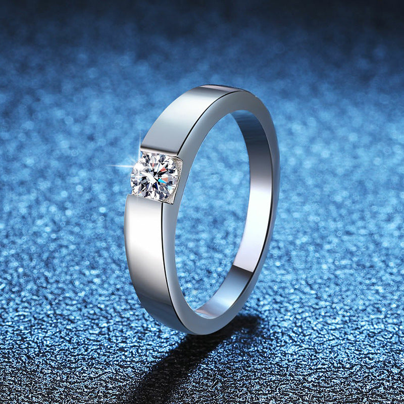 High-End S925 Sterling Silver Proposal Ring with 0.3ct Round Cut Moissanite