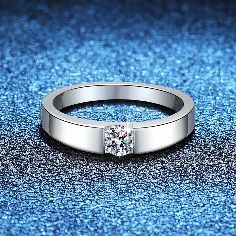 High-End S925 Sterling Silver Proposal Ring with 0.3ct Round Cut Moissanite