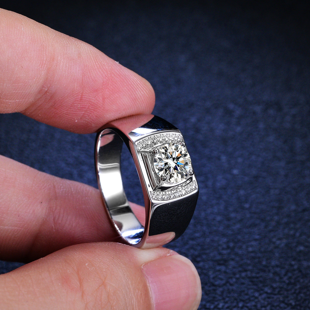 Popular Versatile Men's Jewelry Round Cut 1ct Moissanite Sterling Silver Ring for Men