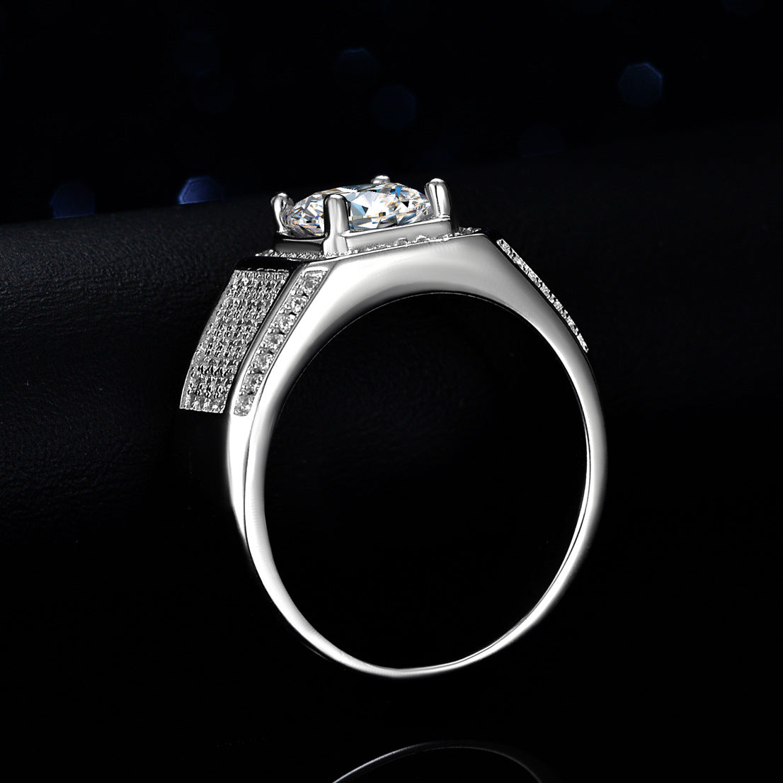 Hot Selling S925 Silver Hiphop Men's Ring Round Cut 2ct Moissanite Wedding Ring