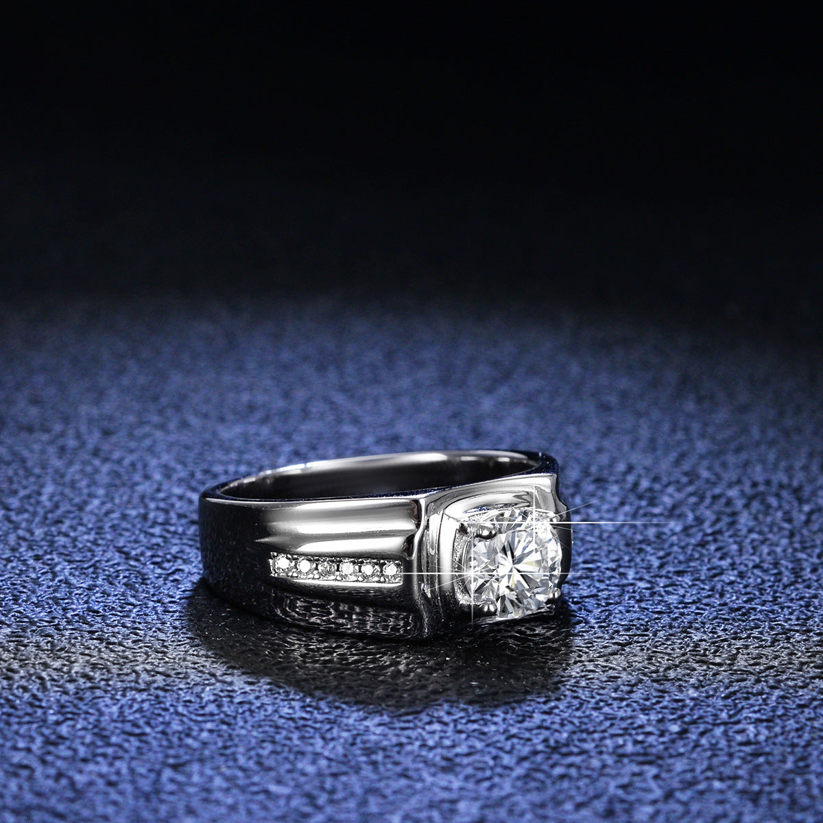 Luxury Men's 1ct S925 Sterling Silver VVS Round Cut Moissanite Ring