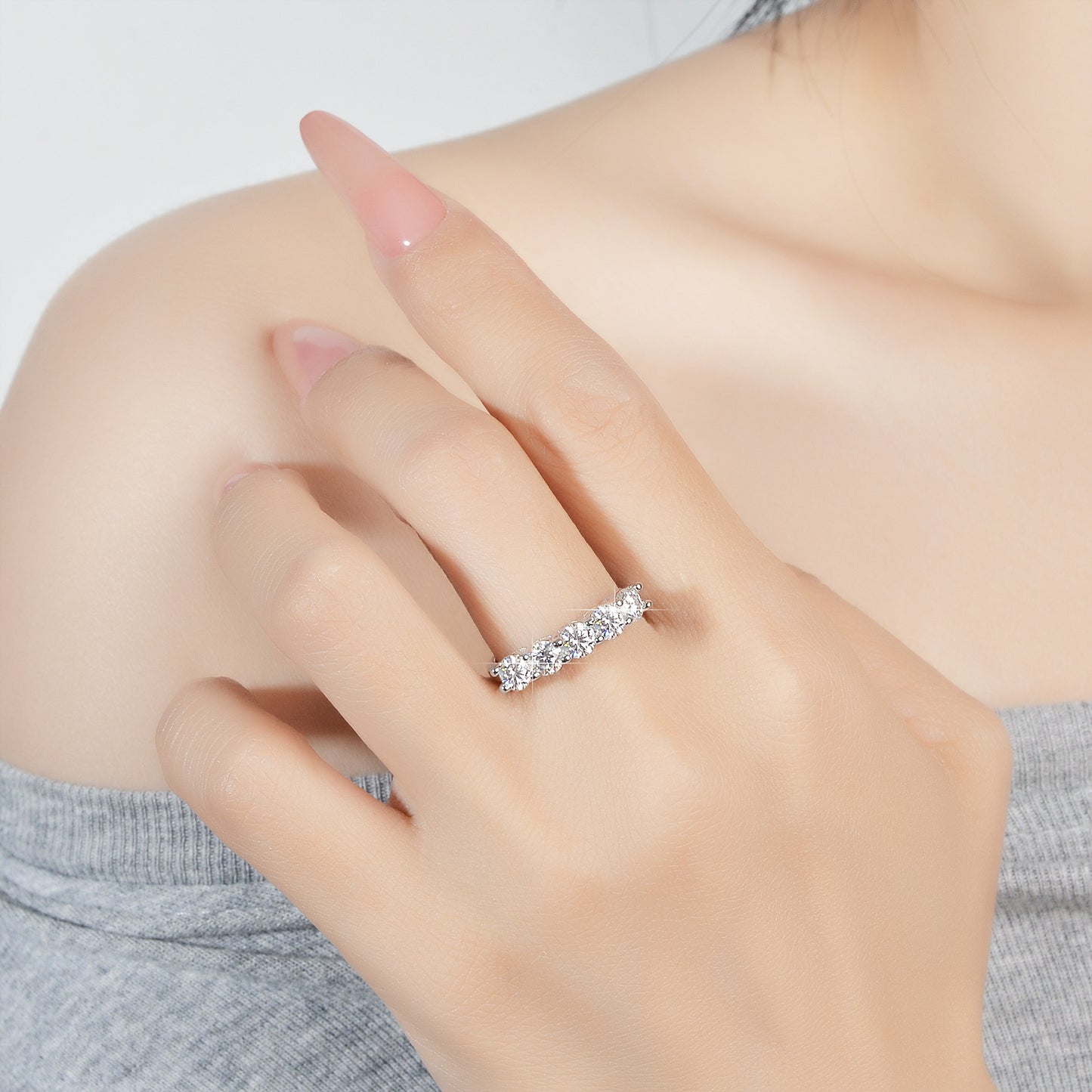 Popular S925 Silver Round Cut Moissanite Ring 1.5ct Eternity Ring Band